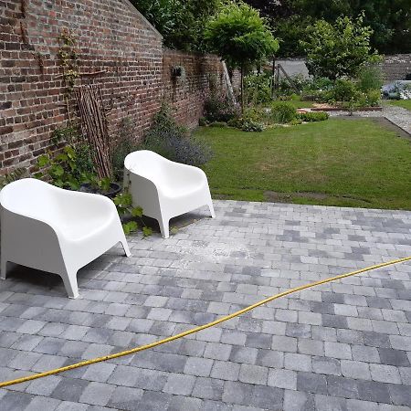 Appartement Rez Terrasse Et Jardin Huy Exterior foto